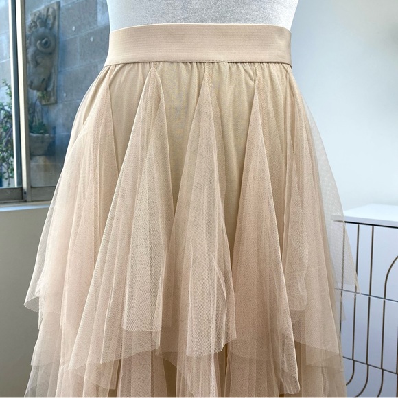 Easel Los Angeles NWT Nude Tiered Tulle Skirt, Romantic Balletcore, Size S - Picture 7 of 10